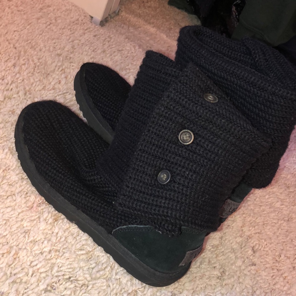 Black Uggs
